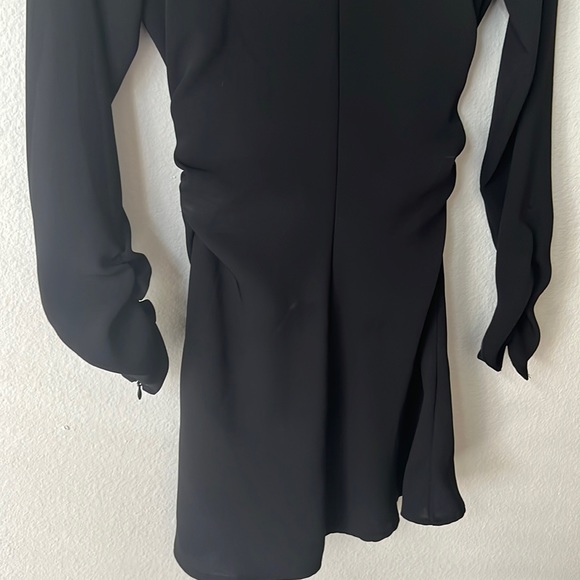 NEVER WORN Zara long-sleeve black dress - Picture 3 of 6